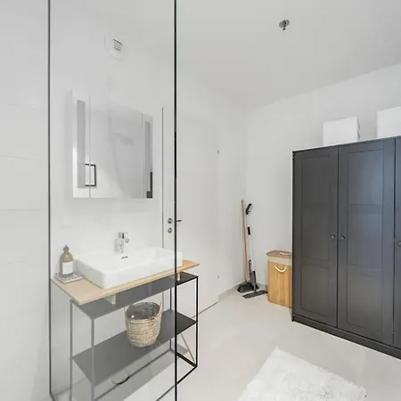 City Sky Studio Mit Balkon Wien Exterior foto